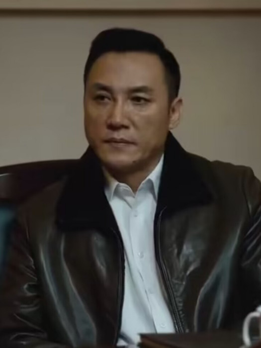 楚雲(刑偵劇《黑土無言》中的角色) 楚雲(刑偵劇《黑土無言》中的角色)