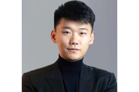 高陽(Mala Town創始人、CEO) 高陽(Mala Town創始人、CEO)