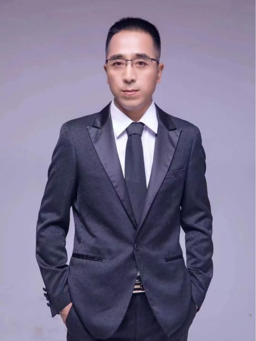 付忠亮(高級健康顧問、拉善絲駝市場部CEO) 付忠亮(高級健康顧問、拉善絲駝市場部CEO)