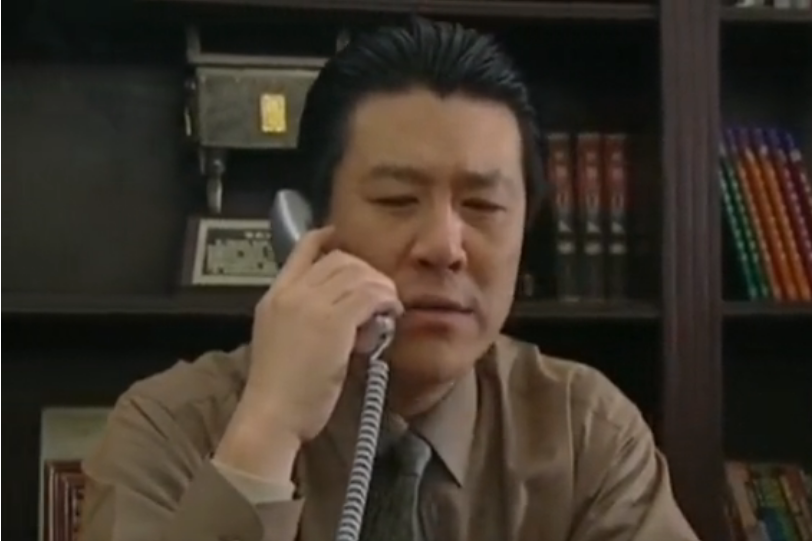 顧卿(2003年版懸疑劇《天之雲地之霧》中的角色) 顧卿(2003年版懸疑劇《天之雲地之霧》中的角色)