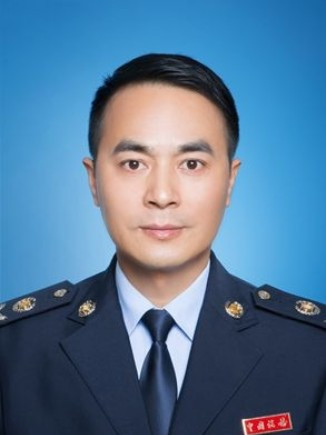 段正華(江西贛江新區稅務局黨委委員、副局長) 段正華(江西贛江新區稅務局黨委委員、副局長)