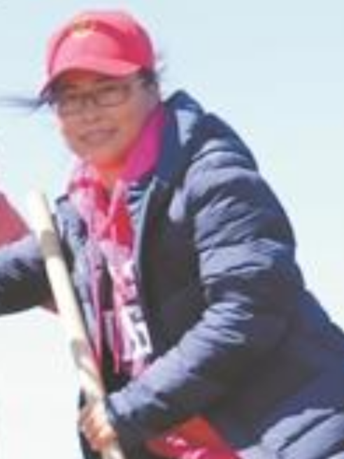 黃連貴(安溪新唐信家俱有限公司總經理) 黃連貴(安溪新唐信家俱有限公司總經理)