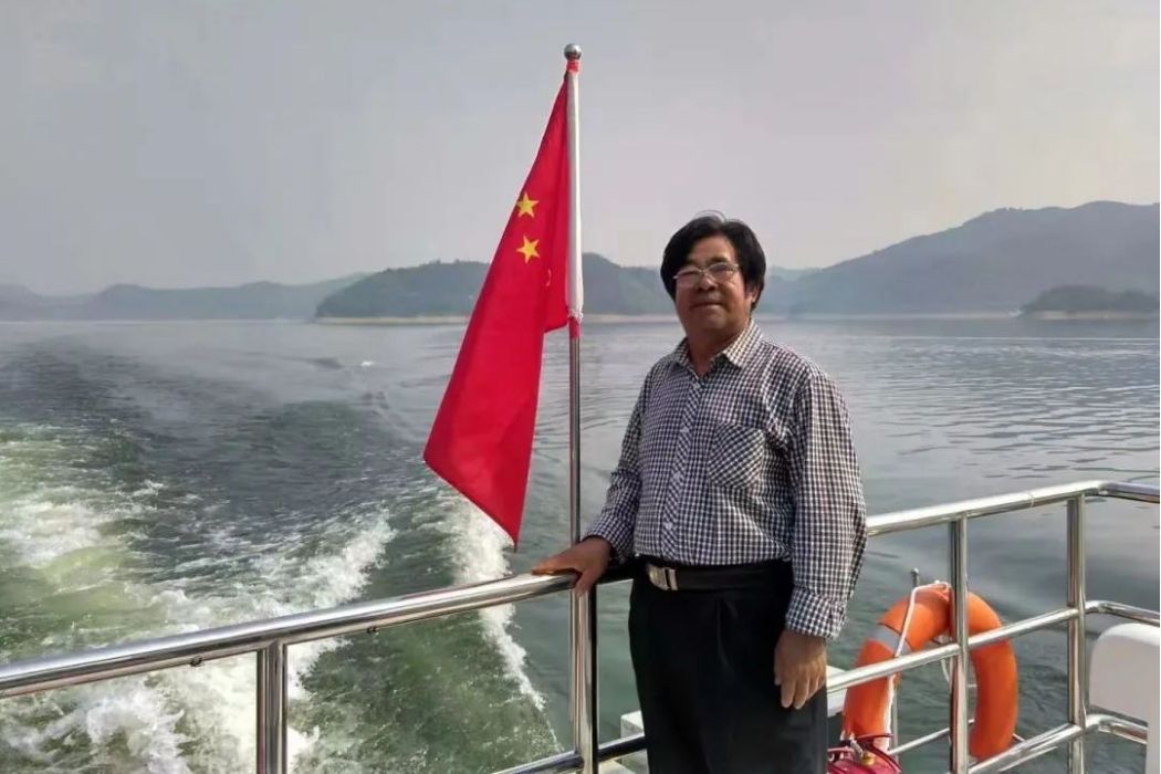 若希(畫家) 若希(畫家)