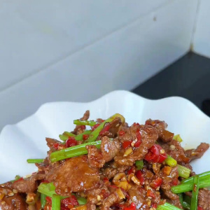 小炒牛肉