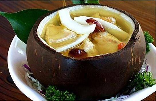 椰子雞肉湯