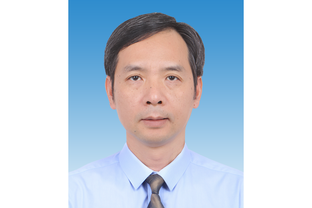 李碩(廣西壯族自治區商務廳黨組成員、副廳長，商務部外貿司副司長（掛職）)