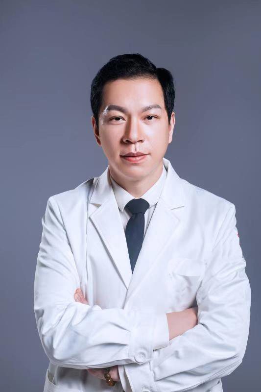 潘磊(醫師)