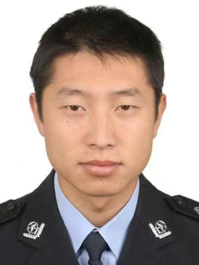 陳勇(吉林省梅河新區（梅河口市）公安局進化派出所原民警)