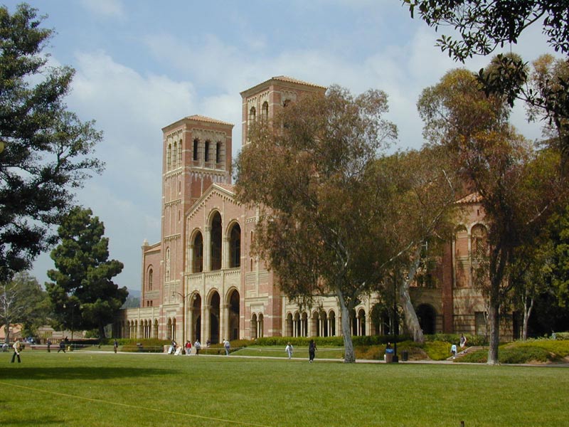 加州大學洛杉磯分校著名的羅伊斯禮堂
