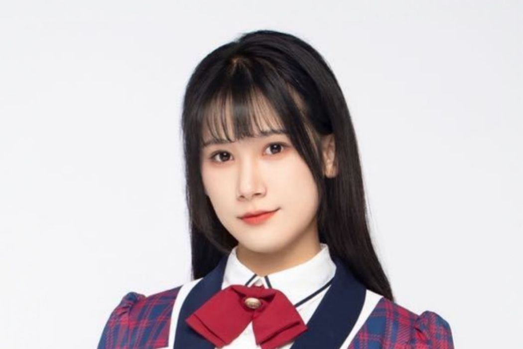 馬小雨(中國內地女歌手,AKB48 Team SH三期生成員) 馬小雨(中國內地女歌手,AKB48 Team SH三期生成員)