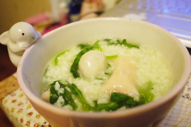菠菜魚丸粥 菠菜魚丸粥