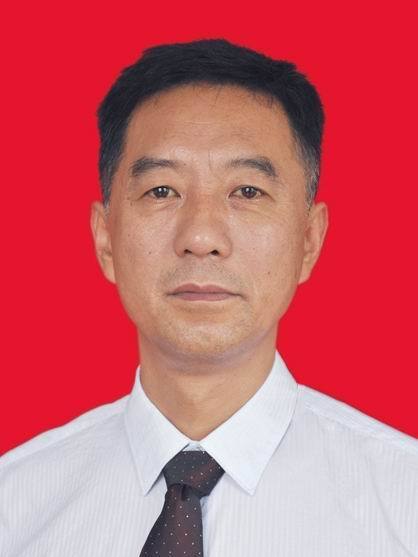 趙海洋(新華區委常委、常務副區長) 趙海洋(新華區委常委、常務副區長)