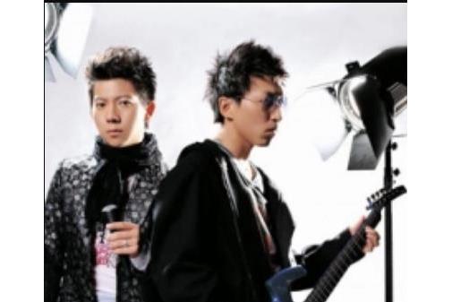 回頭想想(羽泉演唱歌曲) 回頭想想(羽泉演唱歌曲)