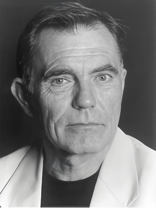 Maurice Roëves Maurice Roëves