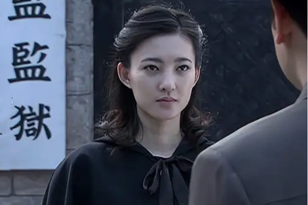 李夢珠(懸疑劇《迷案1937》中的角色) 李夢珠(懸疑劇《迷案1937》中的角色)