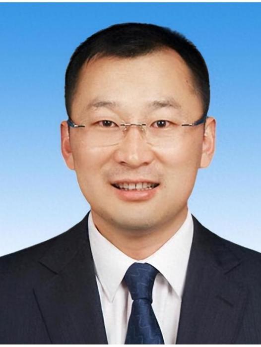 孫旭東(瀋陽音樂學院黨委委員、副書記) 孫旭東(瀋陽音樂學院黨委委員、副書記)