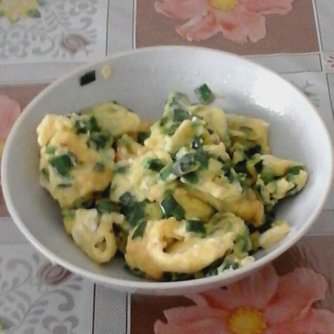 雞蛋炒韭菜末 雞蛋炒韭菜末