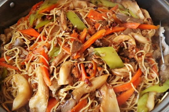 蘑菇滷麵 蘑菇滷麵