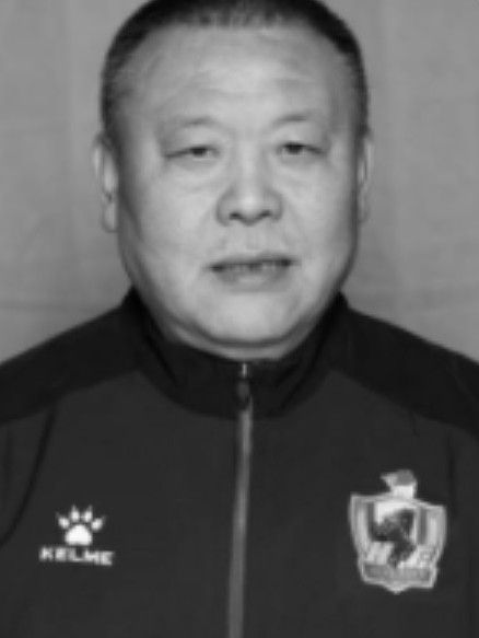 張金龍(貴州足球俱樂部顧問) 張金龍(貴州足球俱樂部顧問)