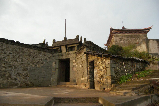 東華山寺