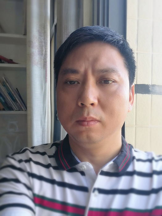 王志成(衡陽師範學院美術學院教授) 王志成(衡陽師範學院美術學院教授)