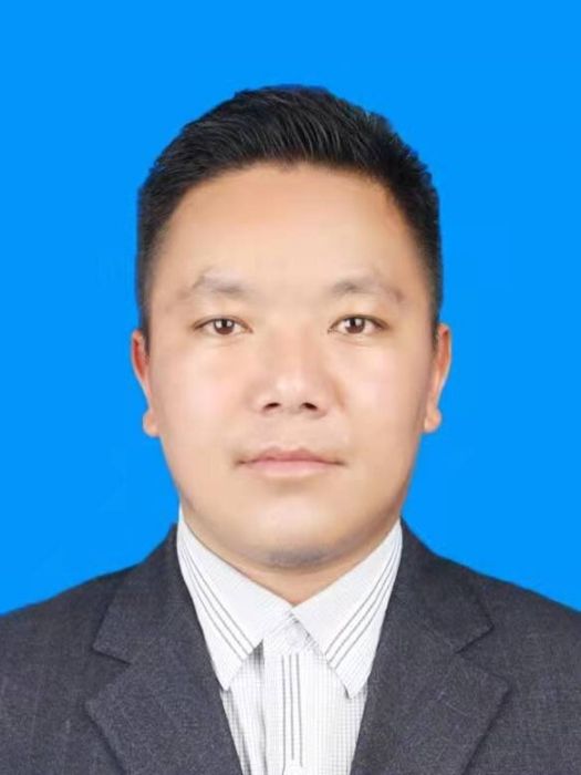 索朗多吉(西藏自治區日喀則市仲巴縣委常委、紀委書記、監委主任) 索朗多吉(西藏自治區日喀則市仲巴縣委常委、紀委書記、監委主任)