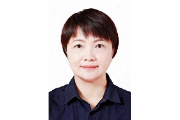 施珊娜 施珊娜