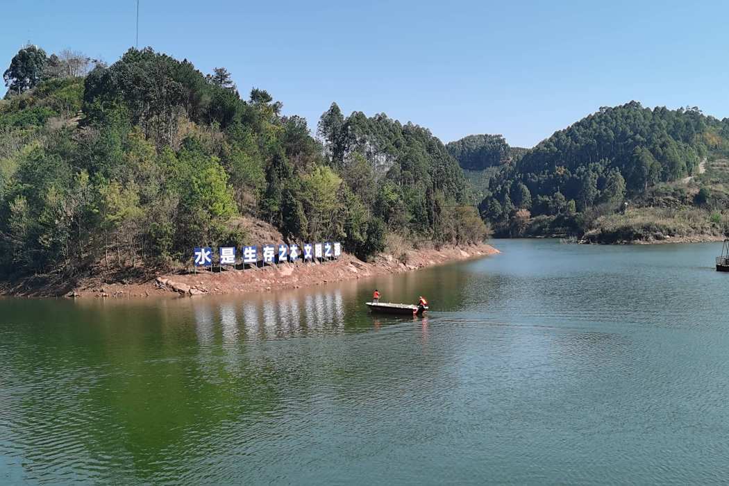 彭家湖(湖北省荊門市沙洋縣官壋鎮的湖泊)