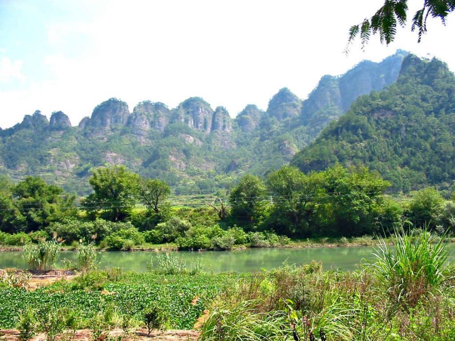 潛溪村(廣東省汕頭市澄海區蓮下鎮下轄村) 潛溪村(廣東省汕頭市澄海區蓮下鎮下轄村)
