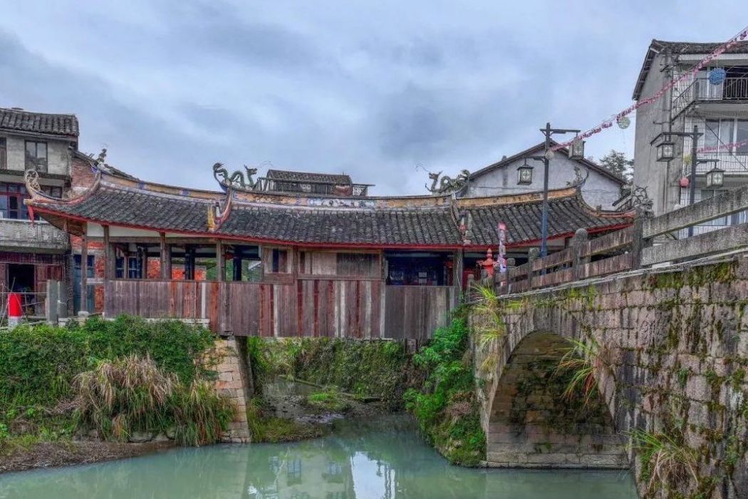 南溪村(浙江省溫州市泰順縣泗溪鎮下轄的3A級景區村莊) 南溪村(浙江省溫州市泰順縣泗溪鎮下轄的3A級景區村莊)