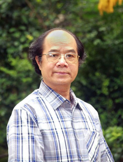 張兆年(天津工藝美術設計院創作室二級美術師) 張兆年(天津工藝美術設計院創作室二級美術師)