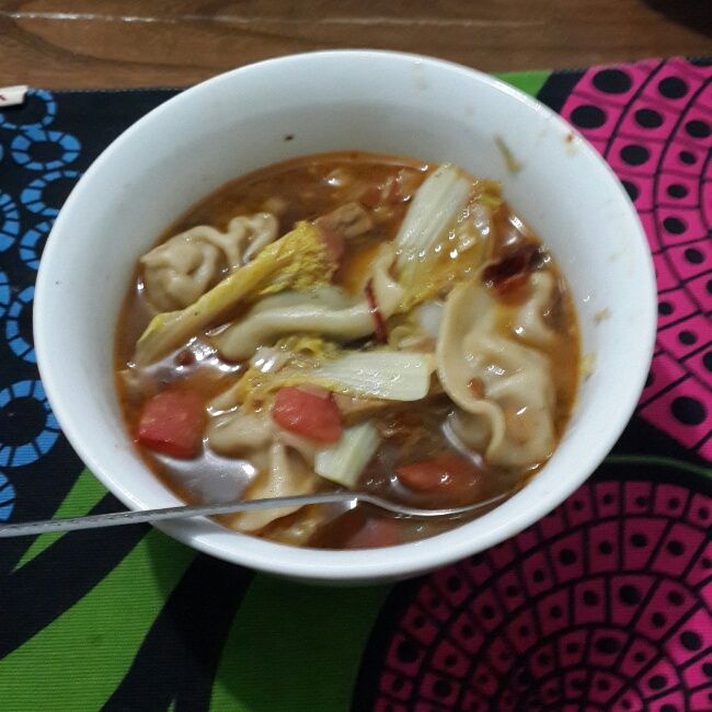 麻辣酸湯水餃 麻辣酸湯水餃