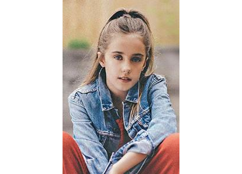 Lindy Barrett Lindy Barrett