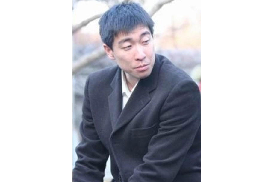紀曉東(家庭劇《不能失去你》中的角色) 紀曉東(家庭劇《不能失去你》中的角色)