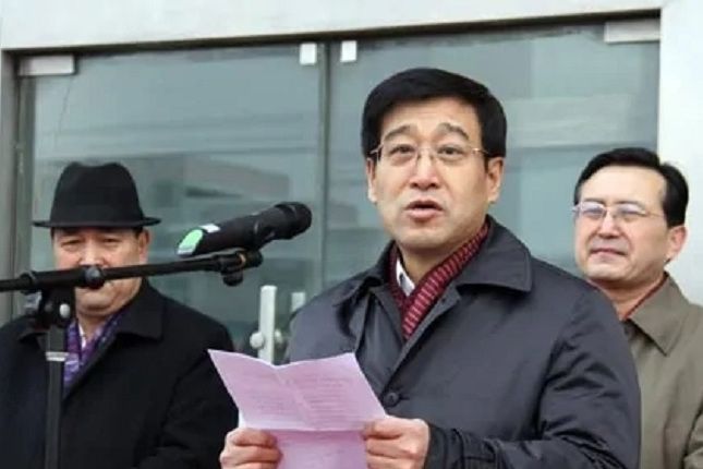 何深偉 何深偉
