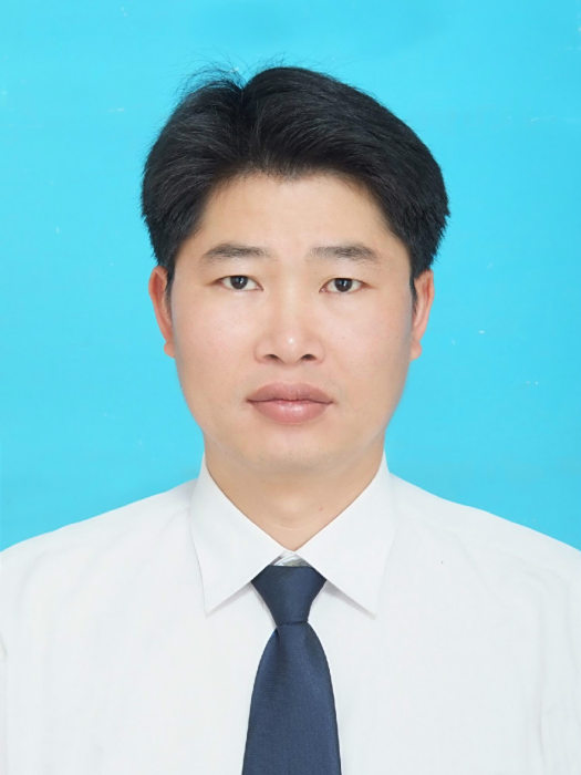 蘇高飛(廣西靖西縣龍邦鎮黨委副書記、龍邦鎮鎮長) 蘇高飛(廣西靖西縣龍邦鎮黨委副書記、龍邦鎮鎮長)