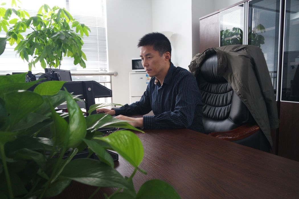 毛有斌 毛有斌