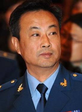 楊樹泉(空軍政治部話劇團演員)