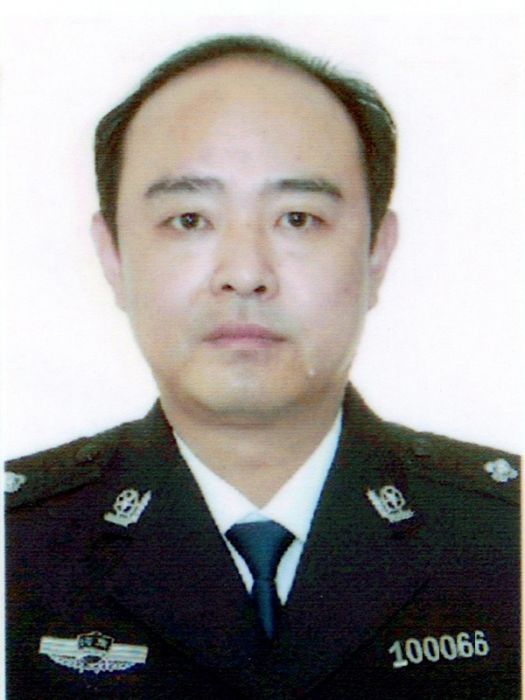 張保(河南省鄭州市公安局原黨委委員、副局長) 張保(河南省鄭州市公安局原黨委委員、副局長)