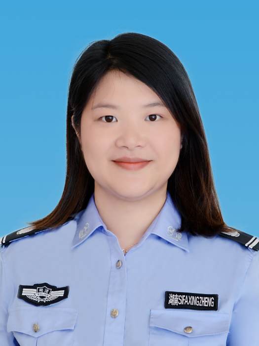 張慶(湖南省湘潭市岳塘區司法局黨組成員、副局長) 張慶(湖南省湘潭市岳塘區司法局黨組成員、副局長)