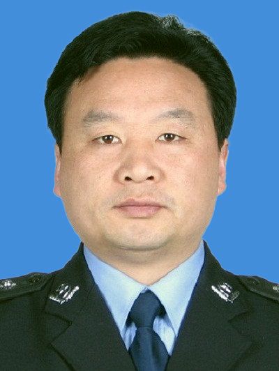 張成春(山東省菏澤市單縣人民政府黨組成員、副縣長、縣公安黨委書記、局長) 張成春(山東省菏澤市單縣人民政府黨組成員、副縣長、縣公安黨委書記、局長)