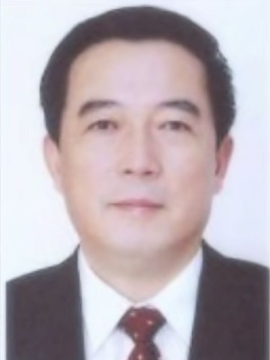 陳小平(安徽省公安廳原黨委副書記、常務副廳長) 陳小平(安徽省公安廳原黨委副書記、常務副廳長)