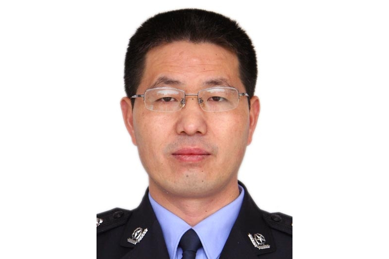 鄭松林(浙江省龍游縣公安局黨委委員、縣反恐辦專職副主任、四級高級警長) 鄭松林(浙江省龍游縣公安局黨委委員、縣反恐辦專職副主任、四級高級警長)