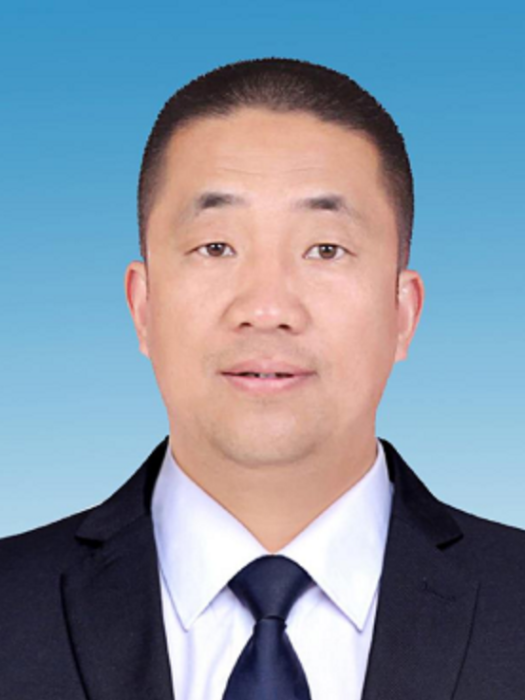 王曉峰(銀川市西夏區寧華路街道農業綜合服務中心主任) 王曉峰(銀川市西夏區寧華路街道農業綜合服務中心主任)