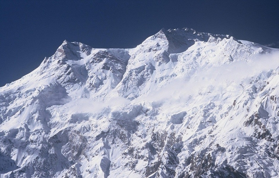 南迦帕爾巴特峰(世界第九高峰)