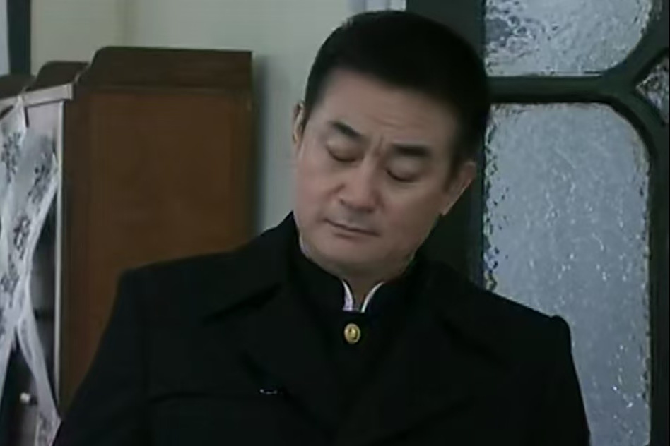 吳德貴(諜戰劇《黃金密碼》中的角色) 吳德貴(諜戰劇《黃金密碼》中的角色)
