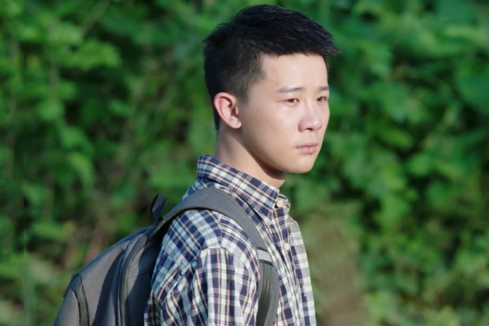 唐多多(農村劇《花繁葉茂》中由付嘉灝飾演的角色) 唐多多(農村劇《花繁葉茂》中由付嘉灝飾演的角色)