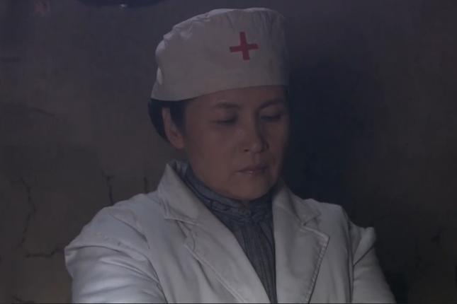 呂振邦(抗日劇《穿越烽火線》中的虛構角色,由宋曉英飾演) 呂振邦(抗日劇《穿越烽火線》中的虛構角色,由宋曉英飾演)