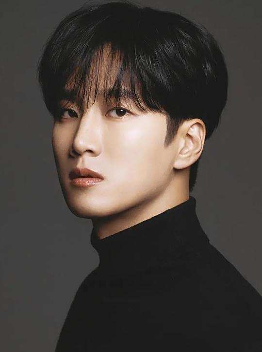 春熱(安普賢、李主儐主演的韓國電視劇) 春熱(安普賢、李主儐主演的韓國電視劇)