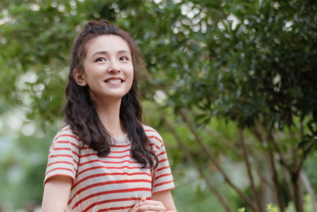 葉小妹(電視劇《八零九零》女主角)